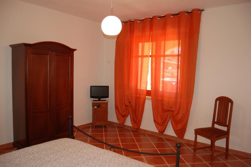 Hotel La Vecchia Fornace SantʼAnna Arresi Exterior foto
