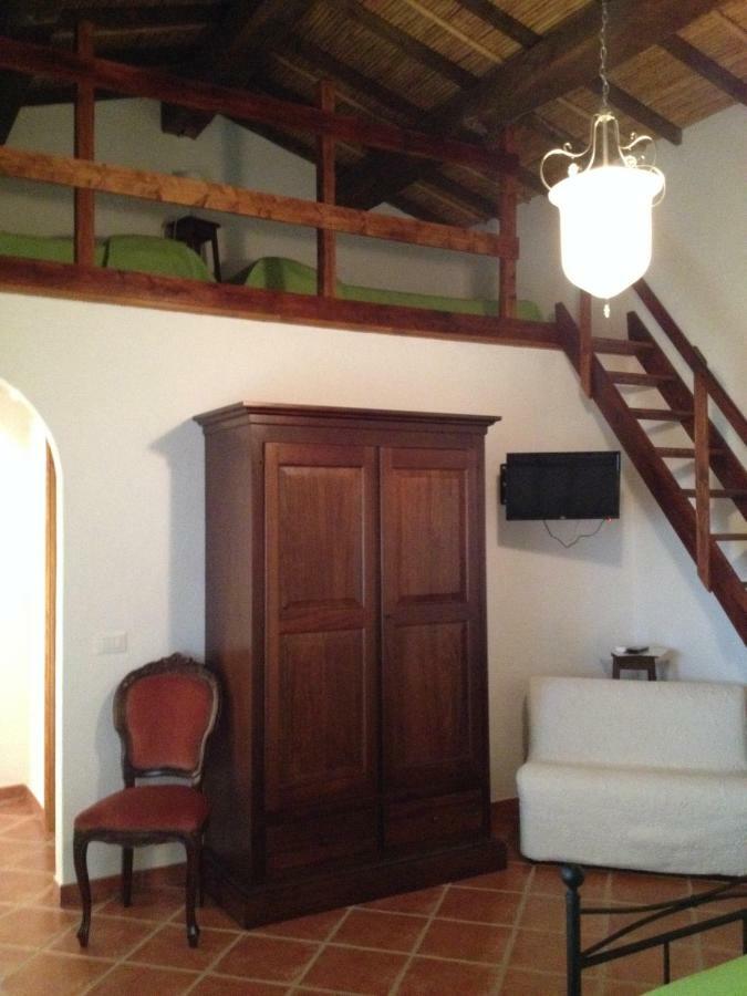 Hotel La Vecchia Fornace SantʼAnna Arresi Exterior foto